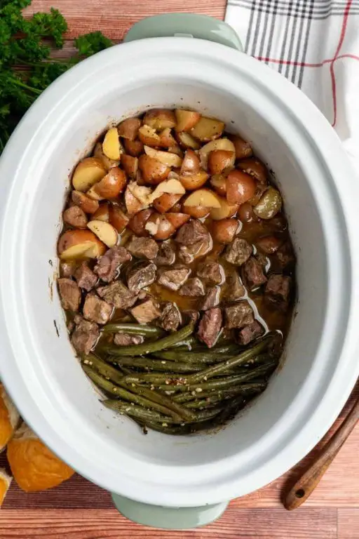 Crock Pot Round Steak and Green Beans