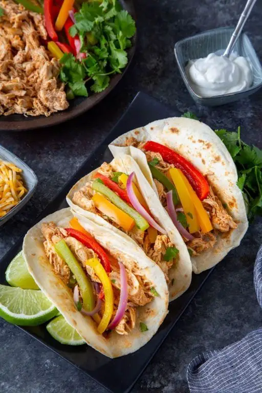 Crock Pot Spicy Chicken Fajita Tacos