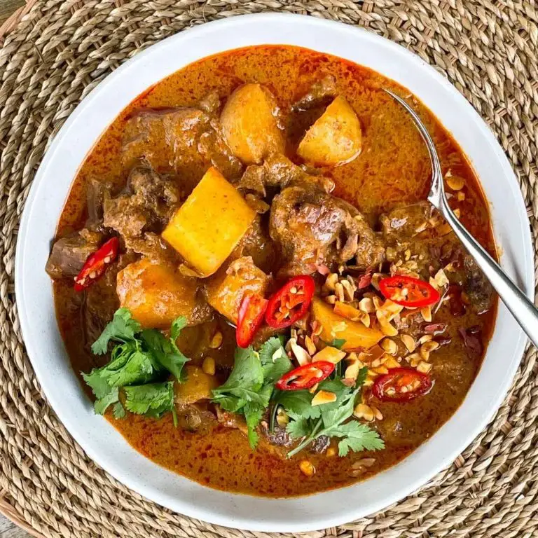 Crockpot Beef Massaman Curry