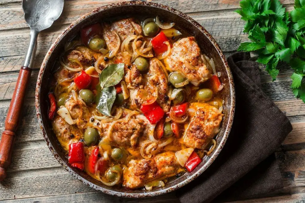 Crockpot Greek Chicken with Olives and Artichokes