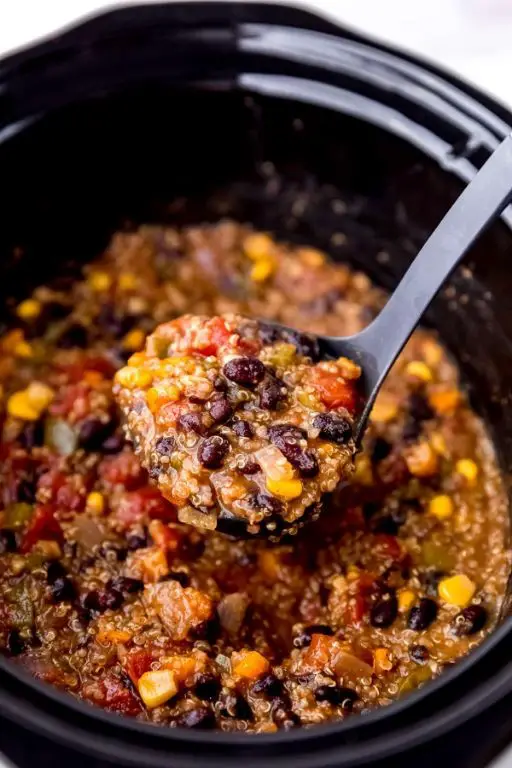 Crockpot Quinoa and Black Bean Chili