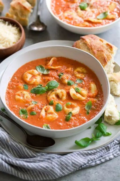 Crockpot Sausage and Tomato Basil Soup