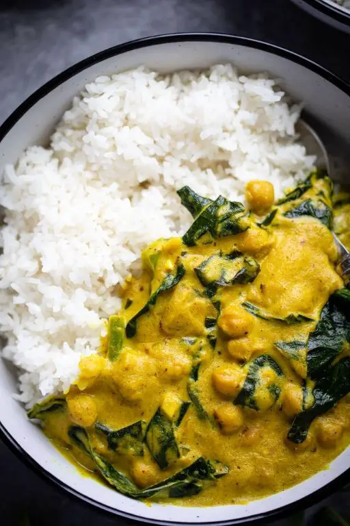 Curried Collard Greens with Chickpeas