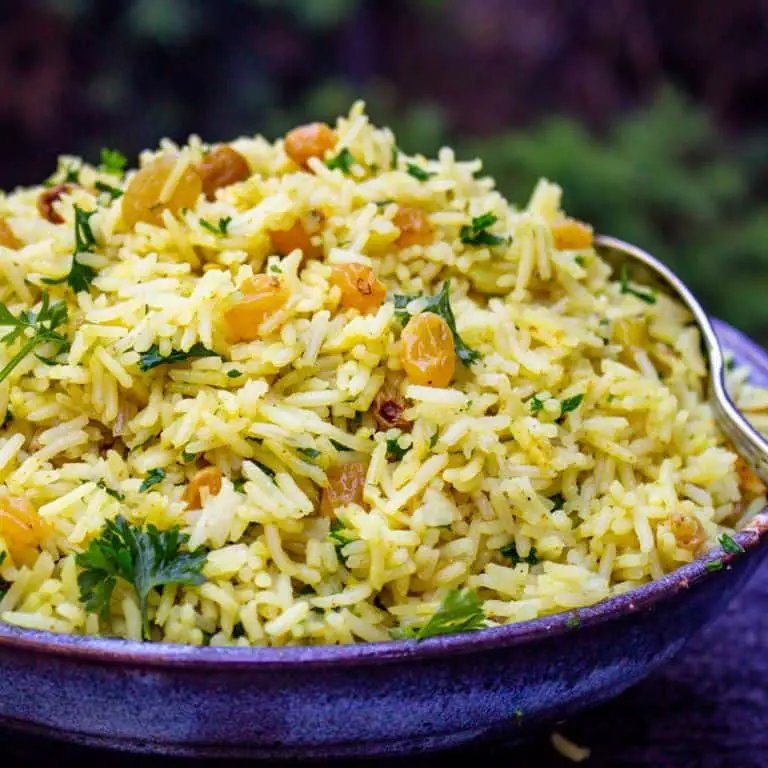Curried Rice with Raisins