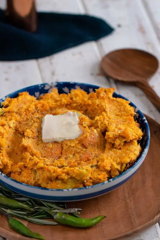Curry-Spiced Mashed Cauliflower