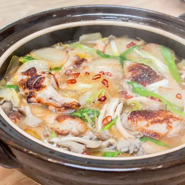 Daikon and Chicken Hot Pot