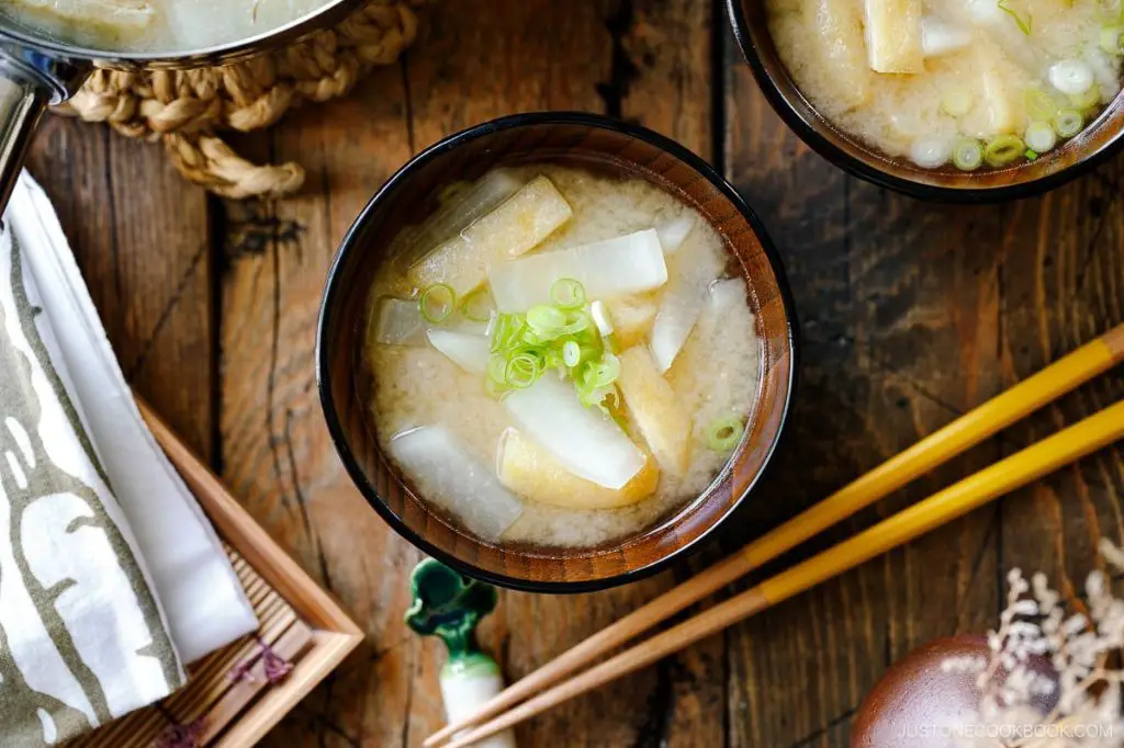 Daikon and Tofu Miso Soup