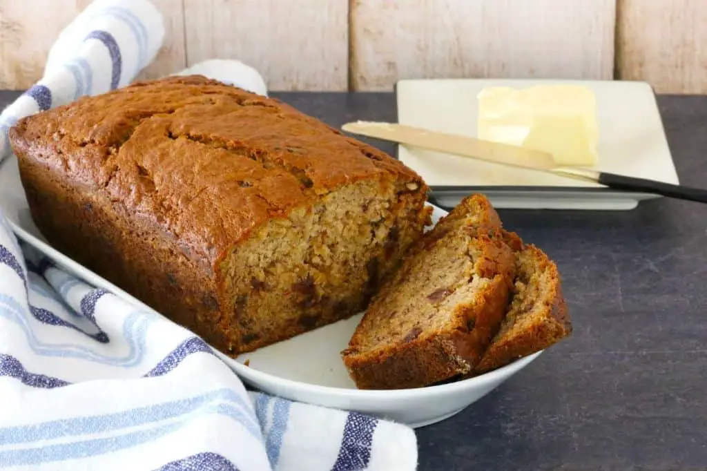 Date and Banana Bread