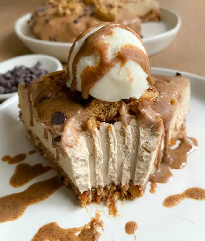 Date-Sweetened Vegan Cheesecake