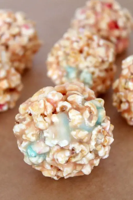 Death Star Popcorn Balls