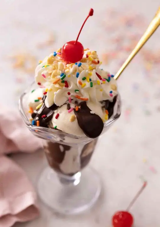 Decadent Chocolate Fudge Sundae