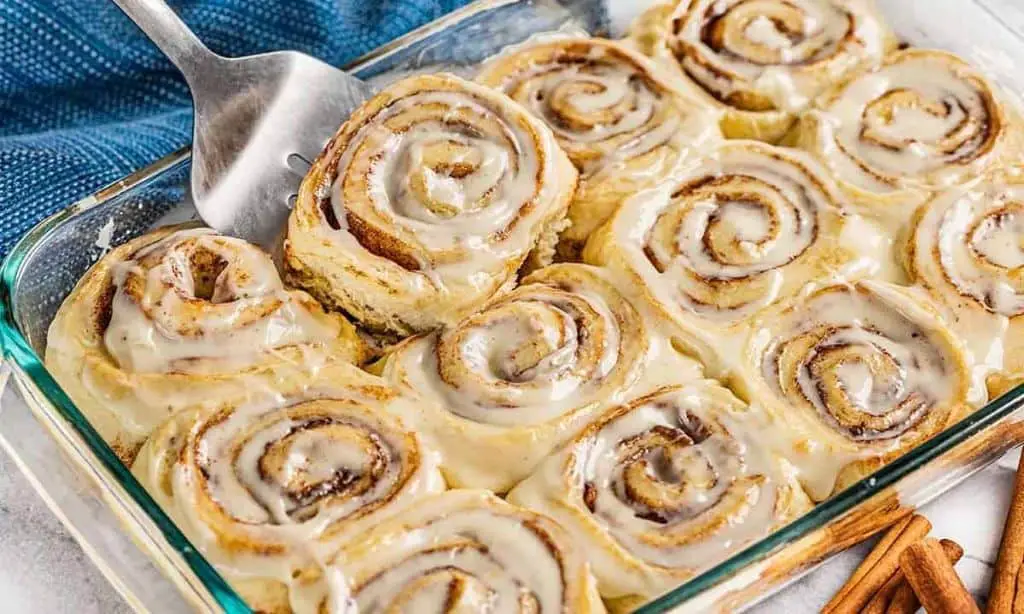 Delicious Cinnamon Rolls Using KitchenAid Mixer