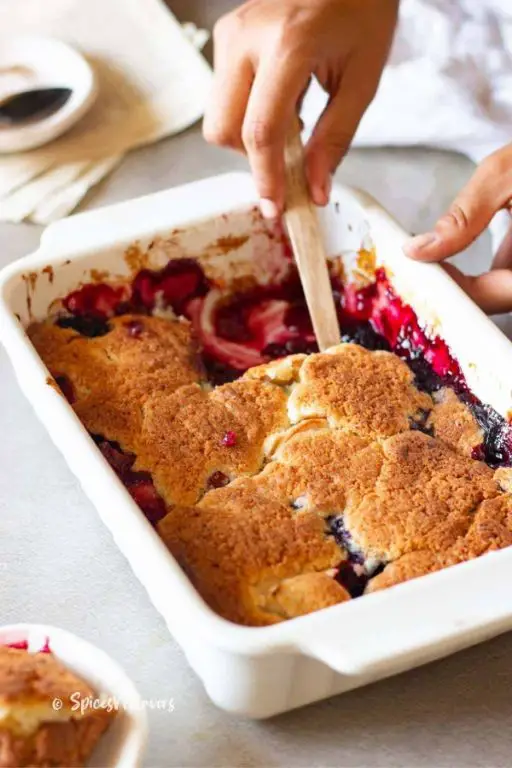 Dreamlight Fruit Cobbler