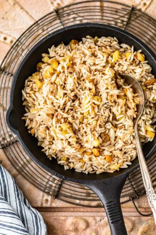 Dried Apple and Raisin Rice Pilaf