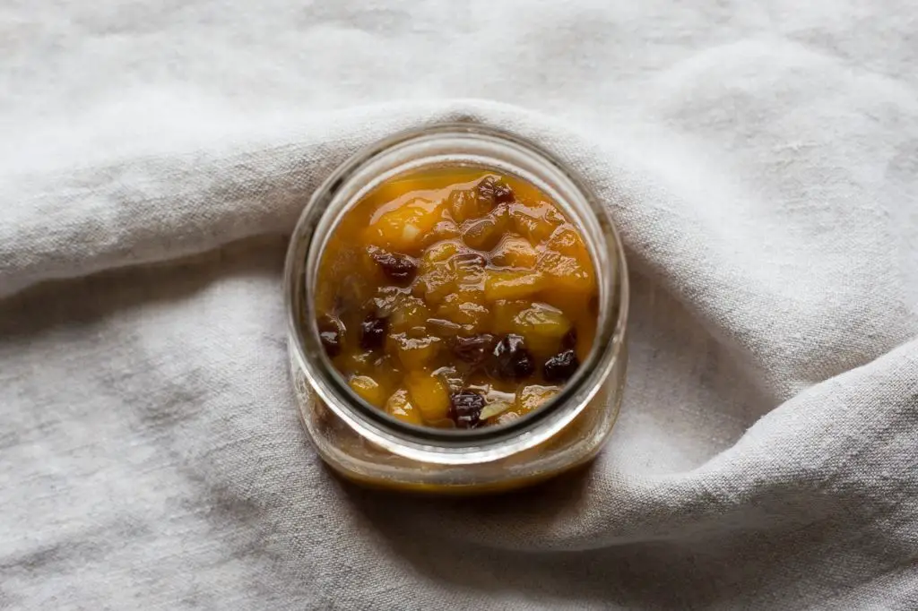 Dried Mango and Ginger Chutney