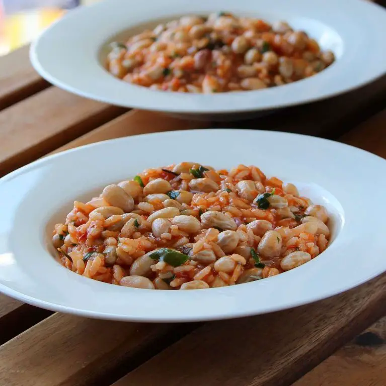 Dry Cranberry Bean and Tomato Risotto