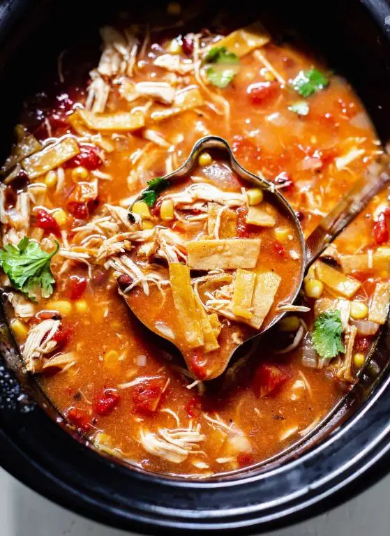 Easy Crockpot Chicken Tortilla Soup