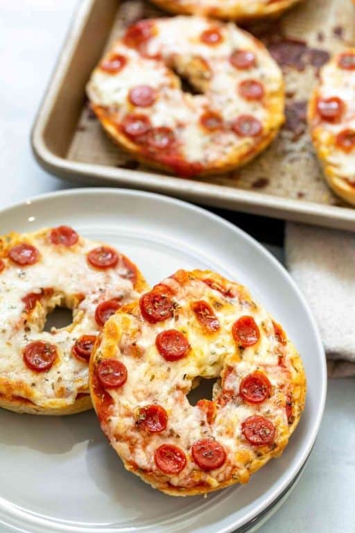 Easy Pepperoni Pizza Bagels
