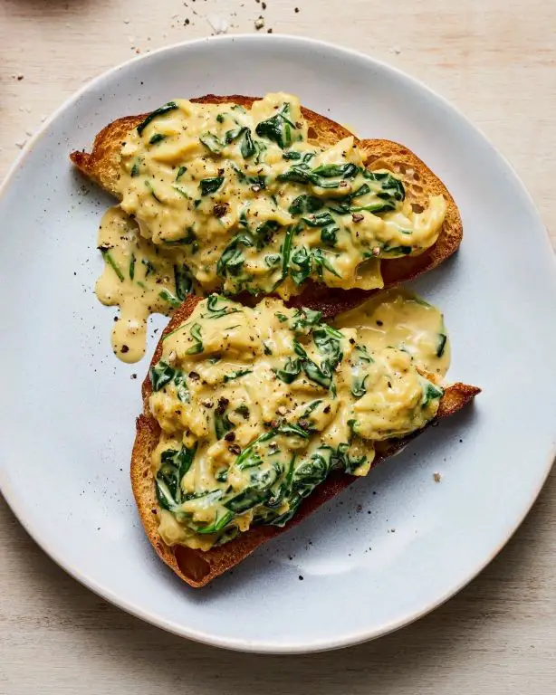 Egg and Spinach Scramble for Dogs