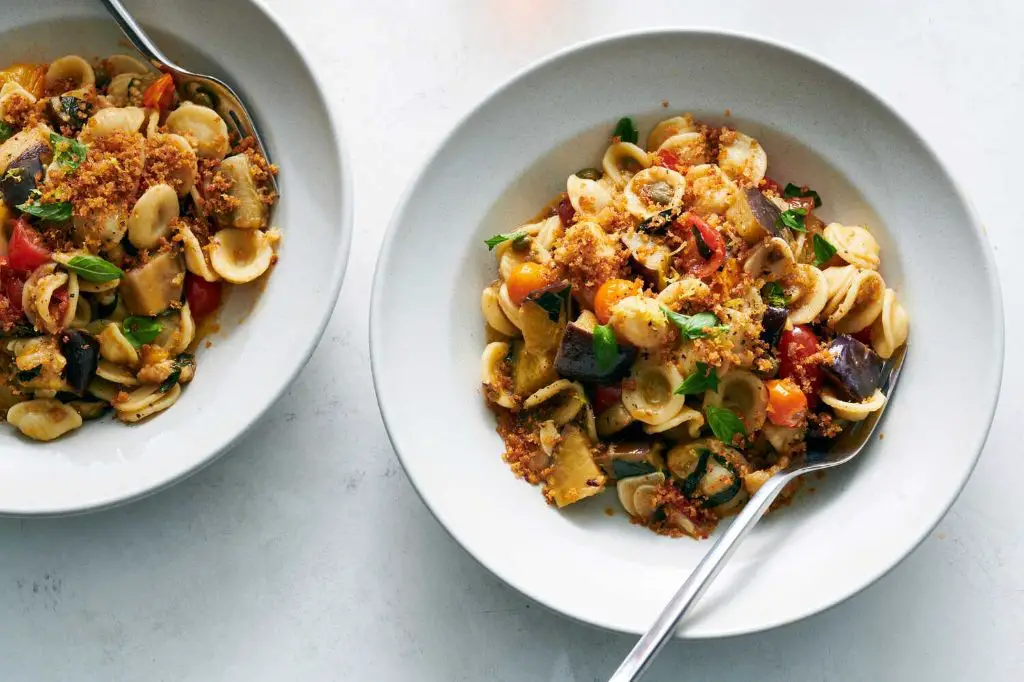 Eggplant and Capers Linguine