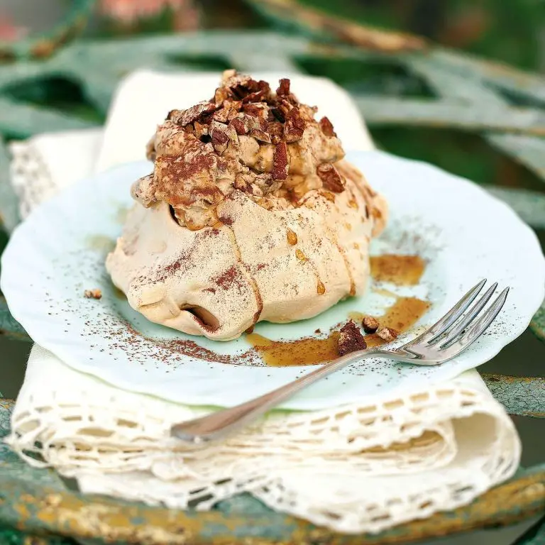 Espresso Infused Pavlova with Coffee Cream