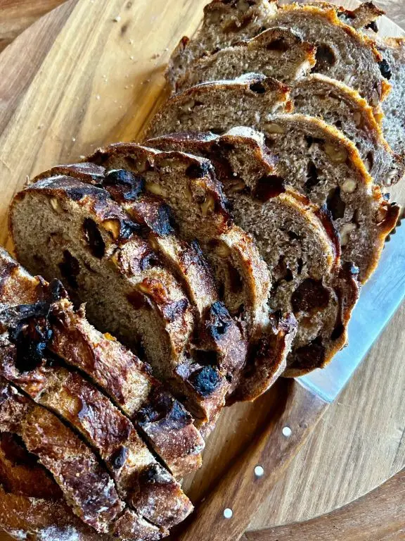 Fig and walnut artisan bread