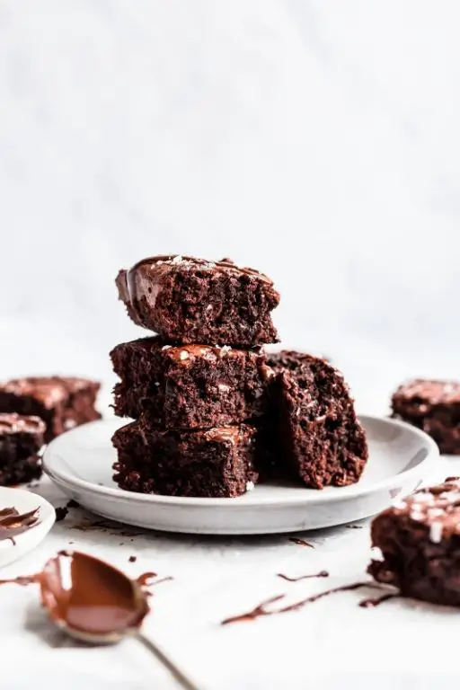 Flourless Almond Butter Brownies