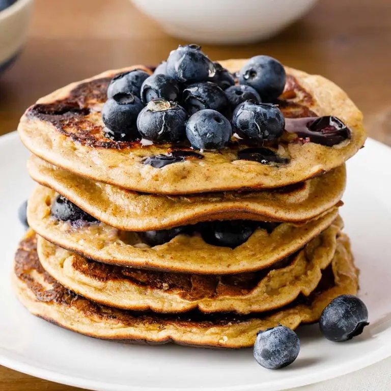 Flourless Blueberry Pancakes