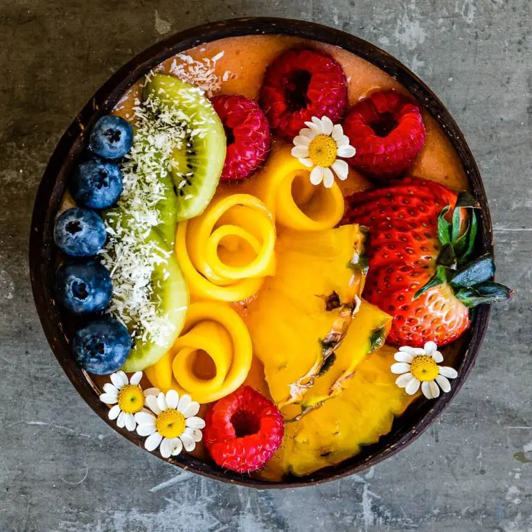 Fruit Cocktail Smoothie Bowl