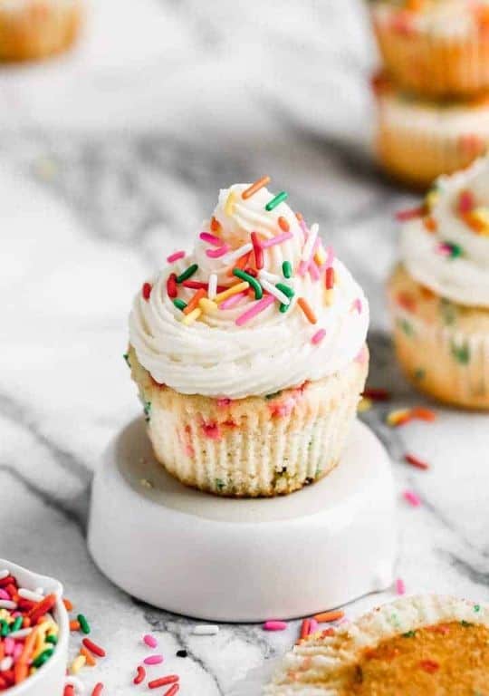 Funfetti Cake Mix Cupcakes with Buttercream Frosting