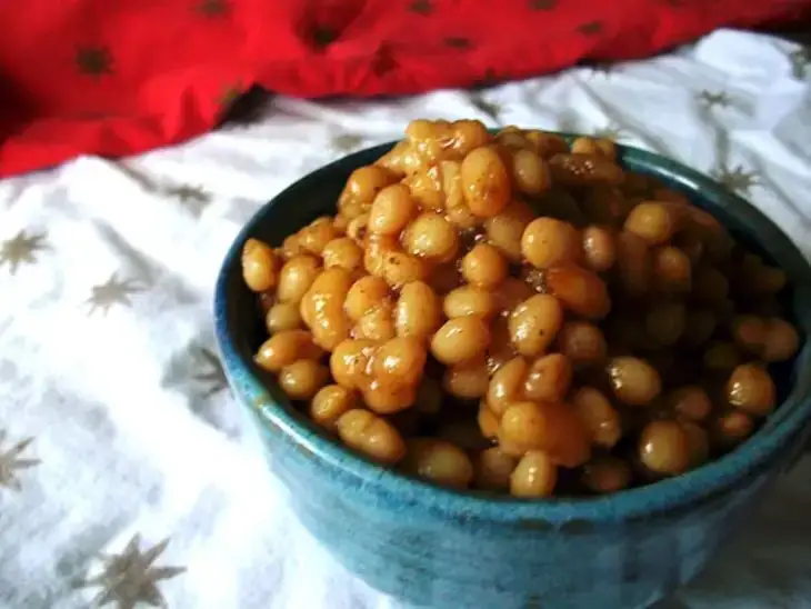 Fèves au Lard (Baked Beans with Pork)