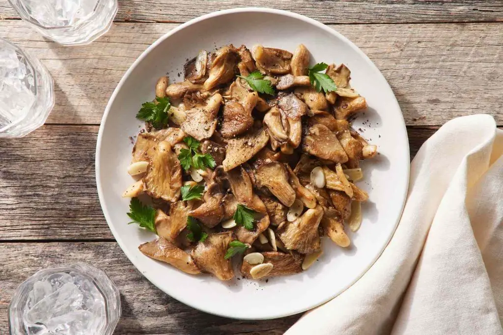 Garlic Butter Sauteed Oyster Mushrooms