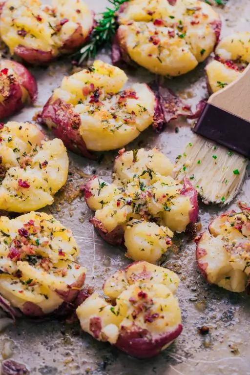 Garlic Butter Smashed Little Red Potatoes