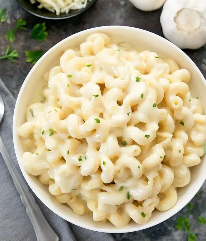 Garlic Parmesan Mac and Cheese