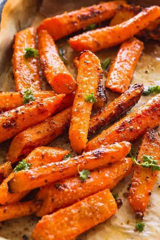 Garlic Parmesan Roasted Carrots