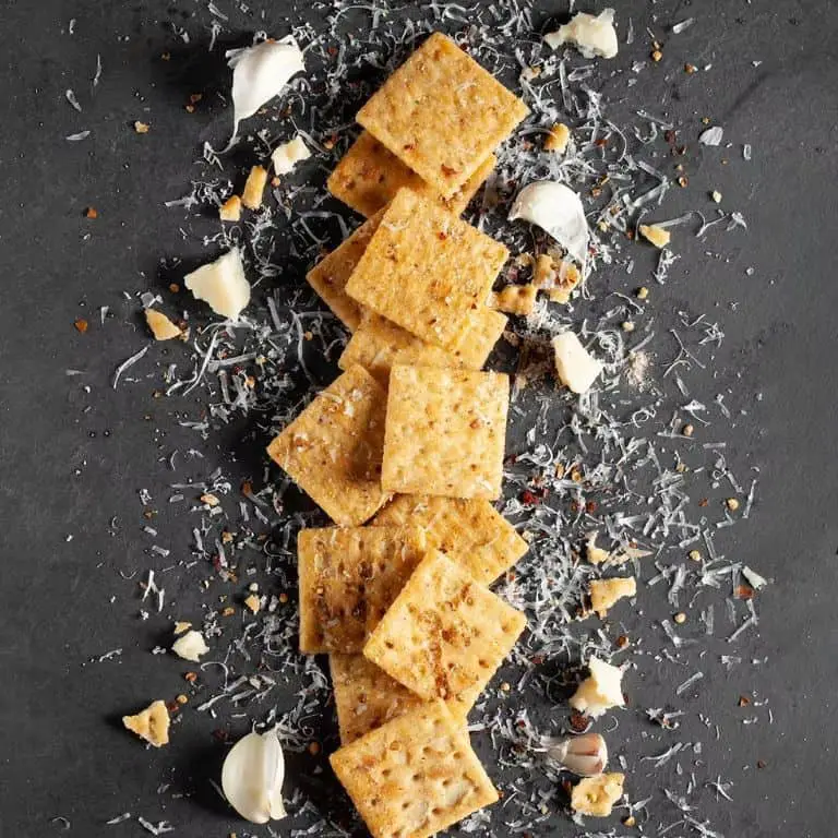 Garlic Parmesan Spicy Crackers