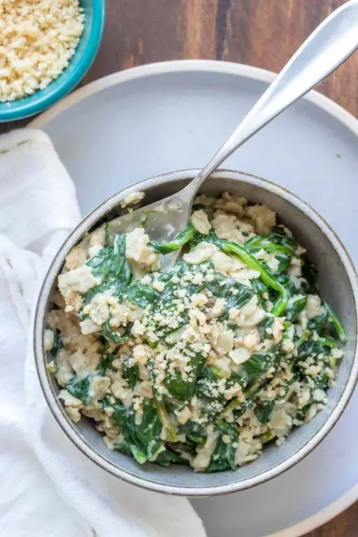 Garlic Parmesan Spinach Oatmeal Bowl