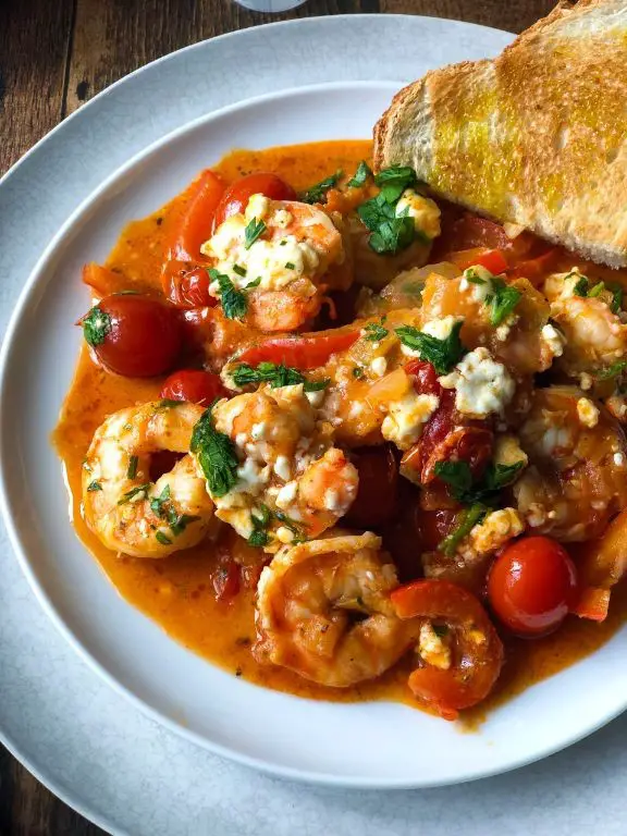 Garlic Shrimp Saganaki with Tomato Sauce