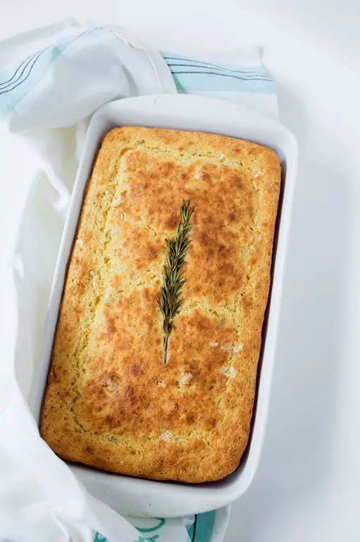 Garlic and Rosemary Corn Bread