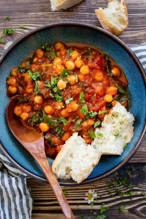 Garlicky Chickpea and Tomato Stew