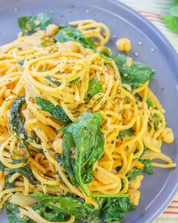 Garlicky Vegan Spinach Pasta