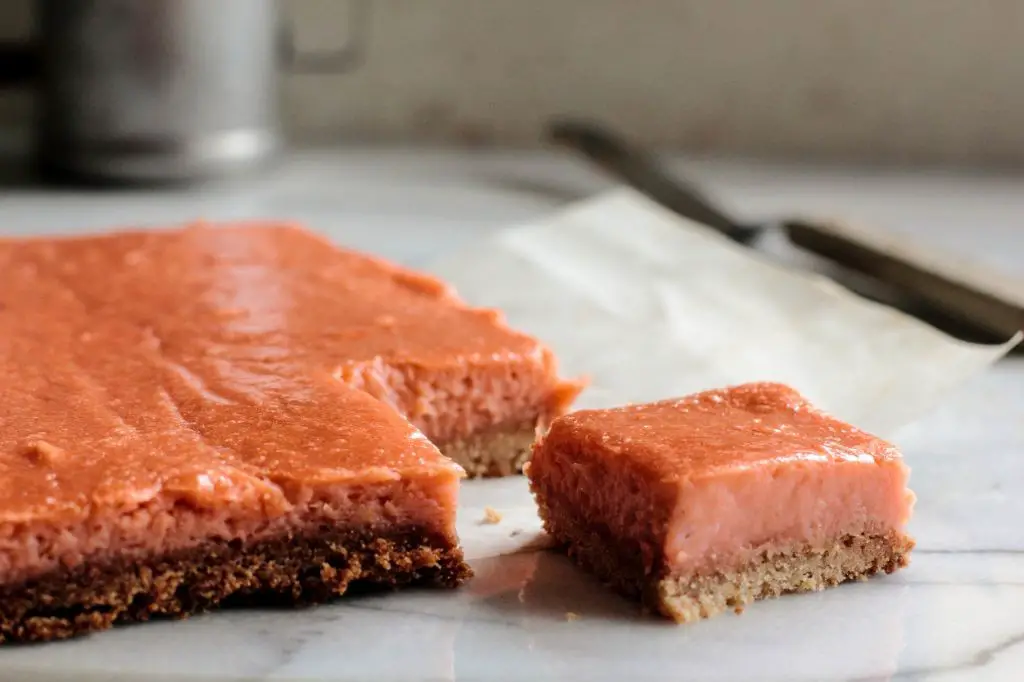 Ginger Spiced Rhubarb Bars