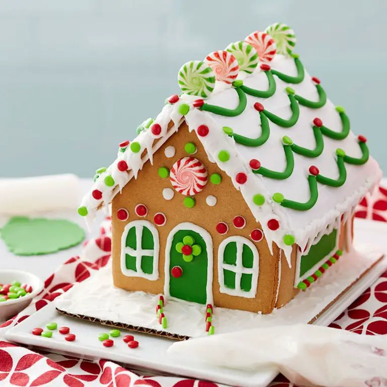 Gingerbread Sugarpaste House