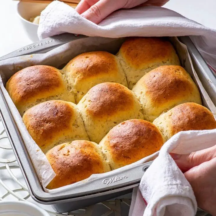 Gluten-Free Dinner Rolls