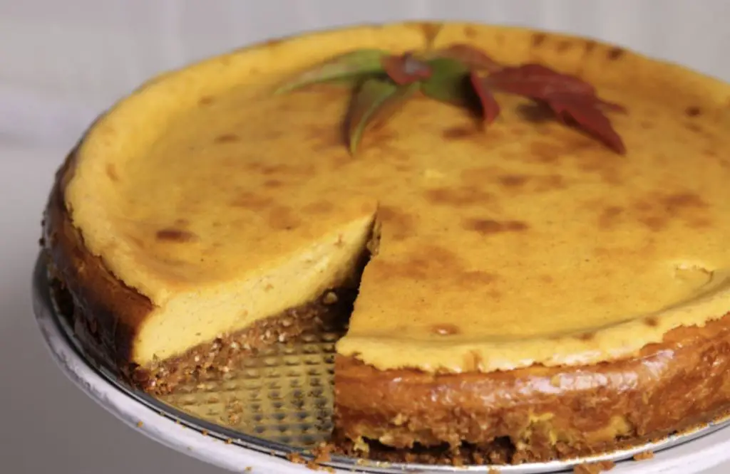 Gluten-Free Pumpkin Cheesecake with Almond Crust