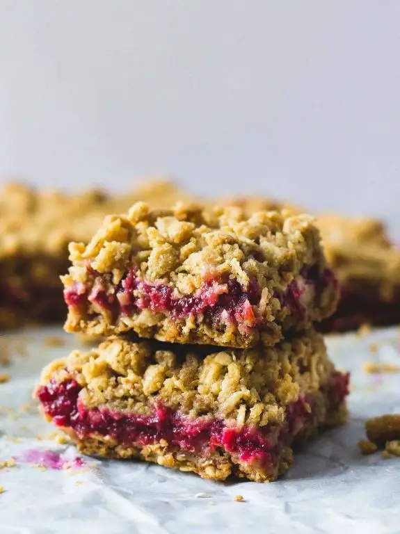 Gluten-Free Rhubarb Oat Bars