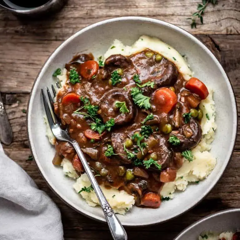 Gluten-free potato and mushroom stew