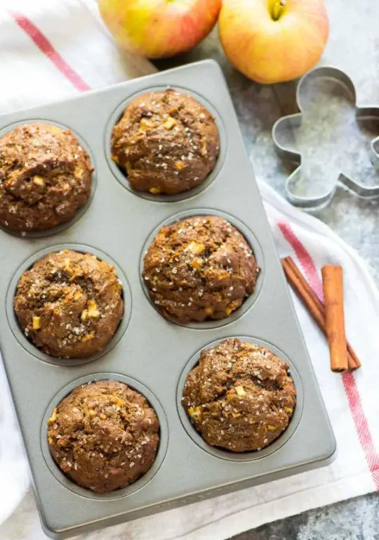 Golden Delicious Apple and Gingerbread Muffins