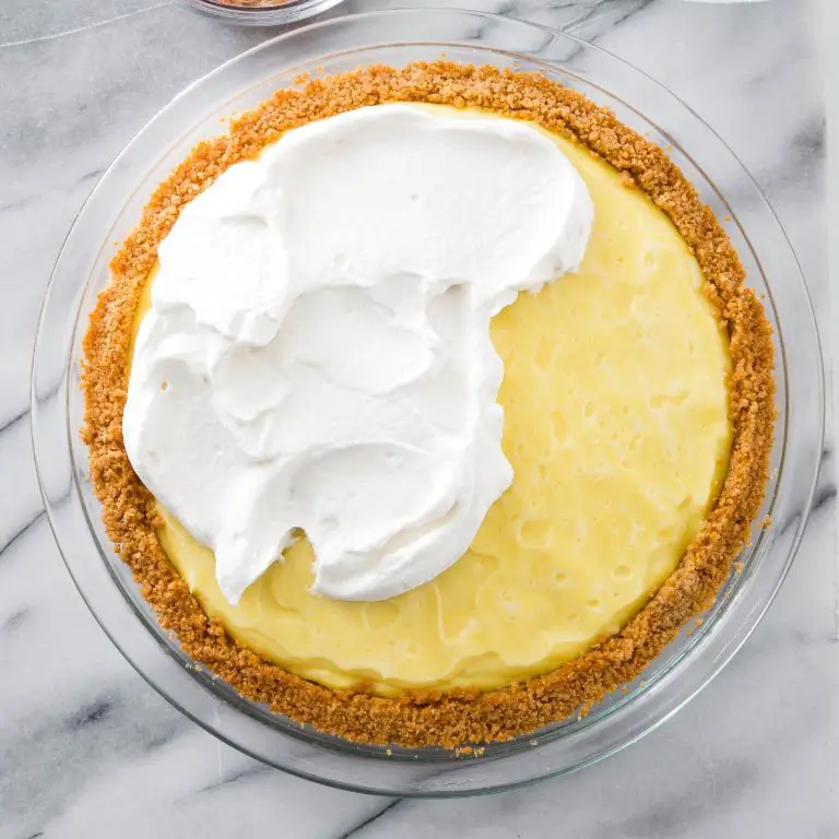 Graham Cracker Coconut Cream Pie