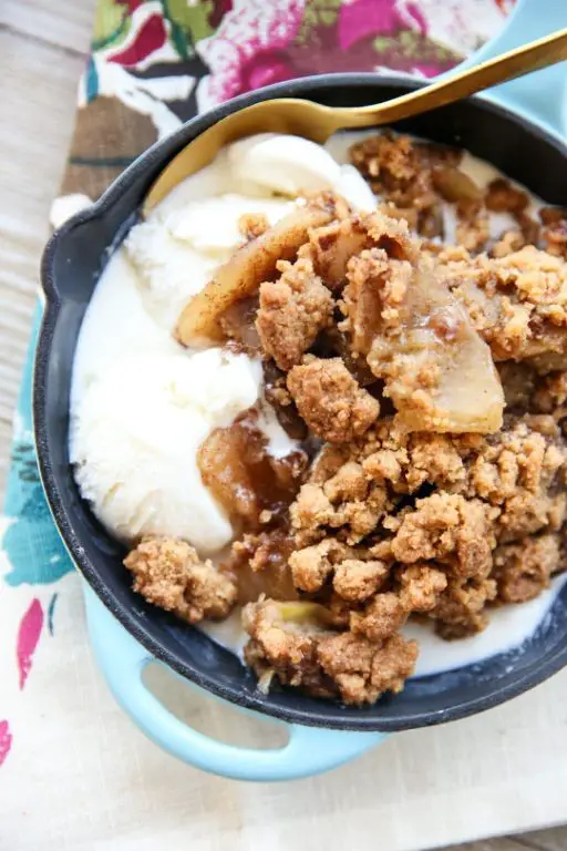 Graham Cracker Crumb Apple Crisp
